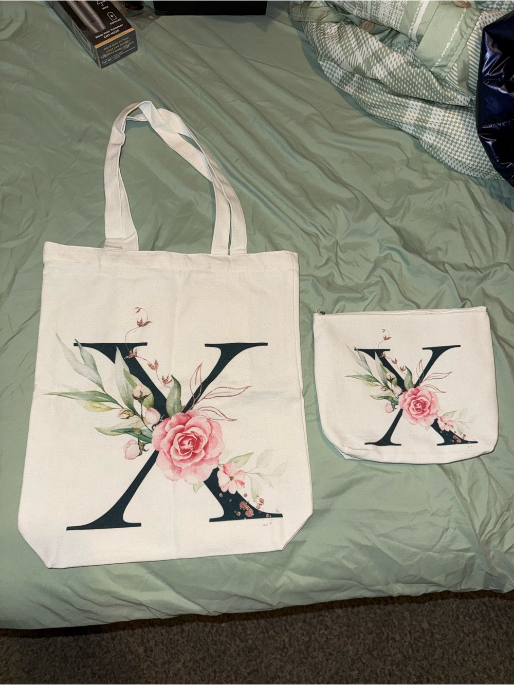 White Floral 'X' Tote Bag and Pouch Set